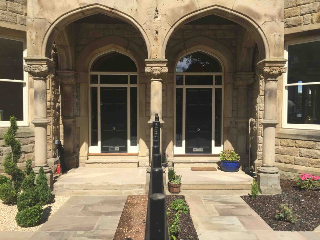Arched fanlight twin doors Malt Shovel Hotel