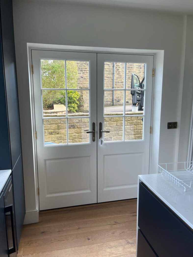Accoya kitchen double doors
